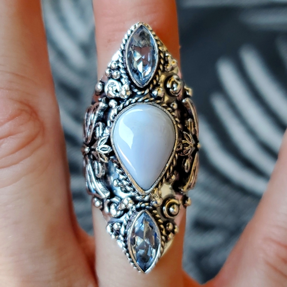 New Rainbow Moonstone & Tanzanite 925 Silver Butterfly Ring.